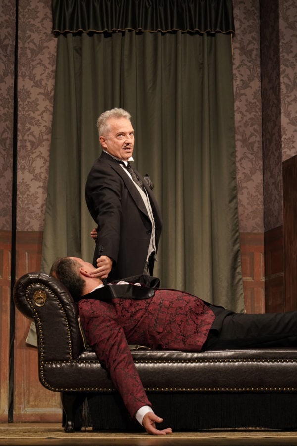 Mord auf Schloss Haversham - The Play That Goes Wrong | Foto © Reinhard Winkler gallery
